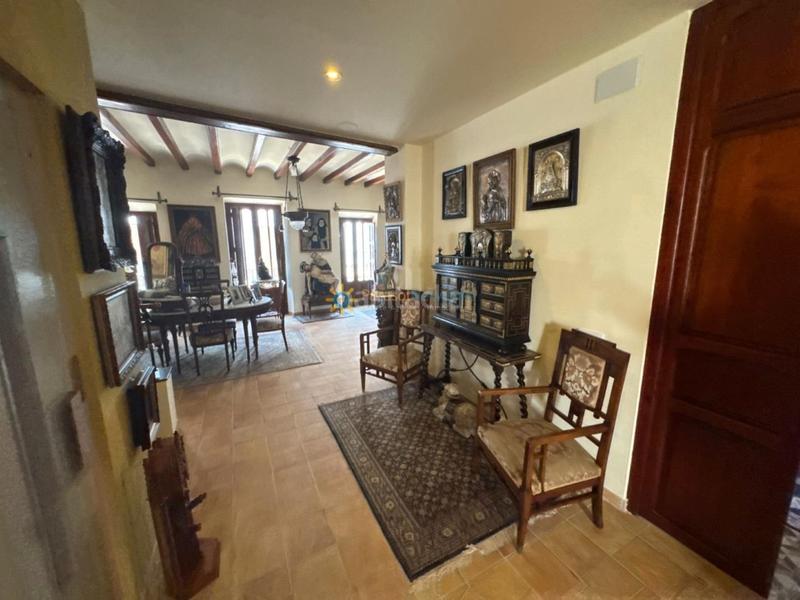 Foto 15edb5c1-17fd-405d-bc86-bc56f0678221. Doppelhaus mit kamin in Rafelcofer