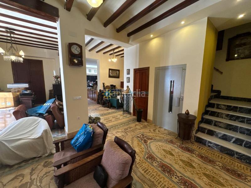 Foto 3954efdb-7c55-42f2-805c-1de9ccf6db6a. Doppelhaus mit kamin in Rafelcofer