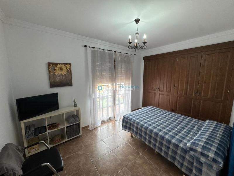 Foto 53eedb46-ccc3-4d0f-beaf-3f6eb0c1d34a. Chalet mit parking pool in Piles