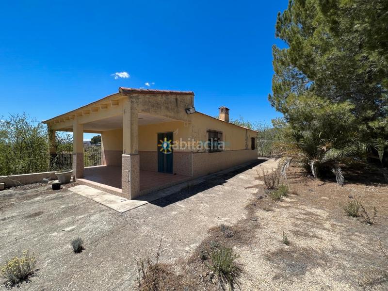 Foto 8d813cf2-087a-451c-a4ff-21454a08df85. Xalet amb xemeneia aparcament a Alfarrasí