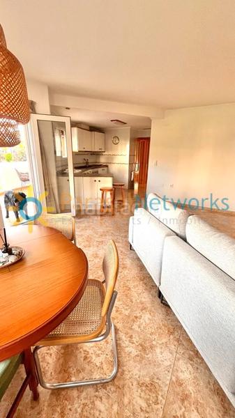 Foto 208bdc7d-afd4-45be-b0ab-8f05c391543e. Lloguer apartament amb xemeneia calefacció aparcament piscina a Oliva