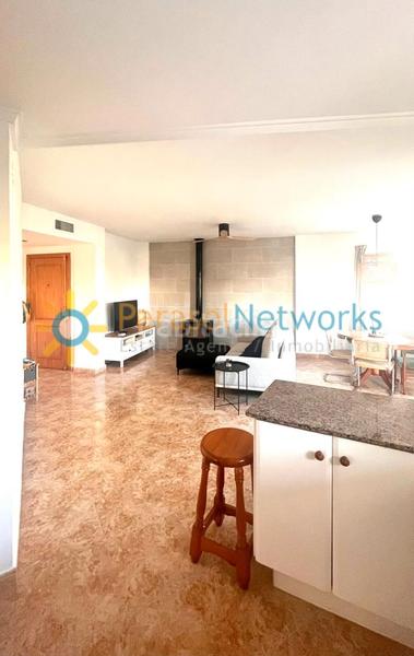 Foto 0a3783a1-7762-41d6-906e-2bb76a827e29. Location appartement avec cheminée chauffage parking piscine dans Oliva