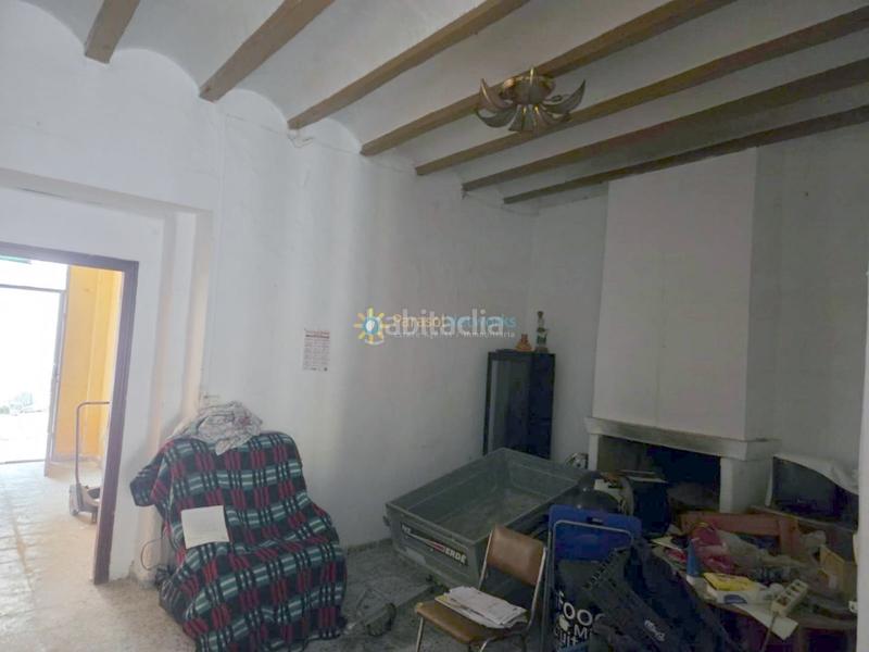 Foto 7eff7a7b-a744-4f19-aa15-25548481a295. Casa aparellada a Alcàntera de Xúquer