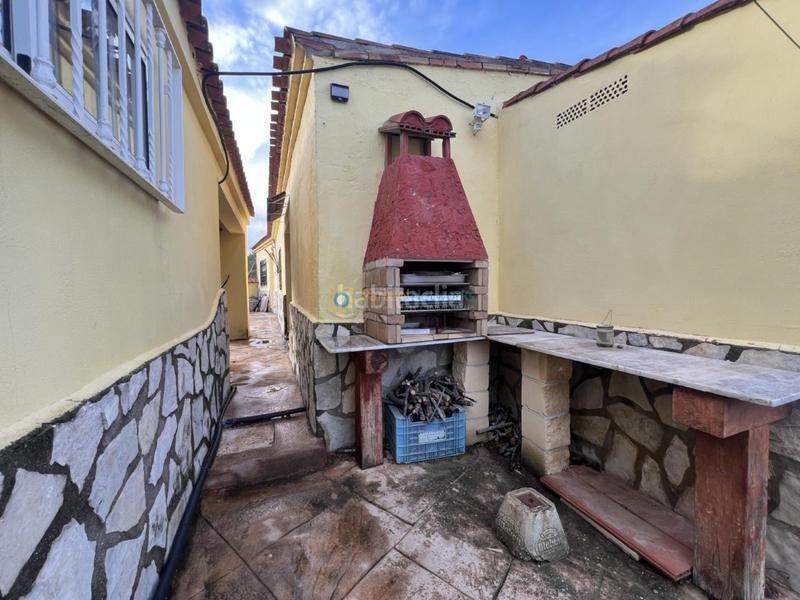 Foto 34ea7645-bb84-451b-81d8-a8240d8d3127. Chalet avec cheminée piscine dans Olleria (l´)