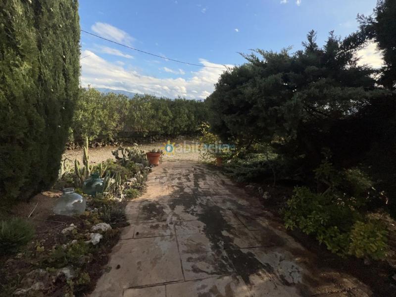 Foto b5753971-53f8-43e0-8dd8-d2eaf1b5a9f3. Chalet avec cheminée piscine dans Olleria (l´)