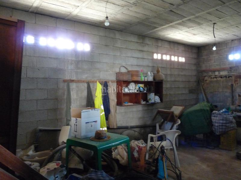 Foto f32c2ead-4eae-4fac-b619-e0bdb94ca647. Maison avec cheminée parking dans Pego