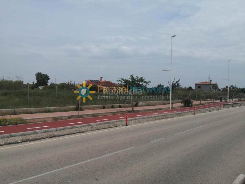 Foto cc46cc91-90bd-45fe-bb64-538dd47ec456. Rural plot in Guardamar