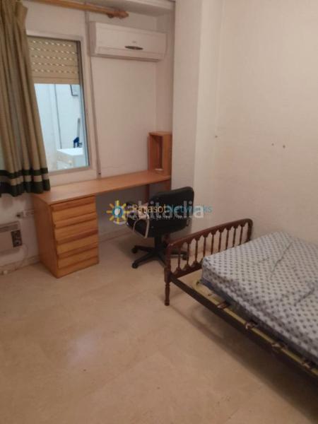 Foto 4412d8fe-4b0f-41c4-afa1-f37e63e8cf35. Casa bifamiliare con parcheggio in Simat de la Valldigna