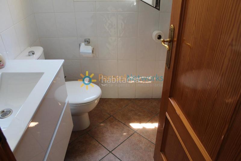 Foto 79ce6ab4-e483-4a04-a6c3-d9a97a391629. Location chalet avec parking piscine dans Oliva nova Oliva