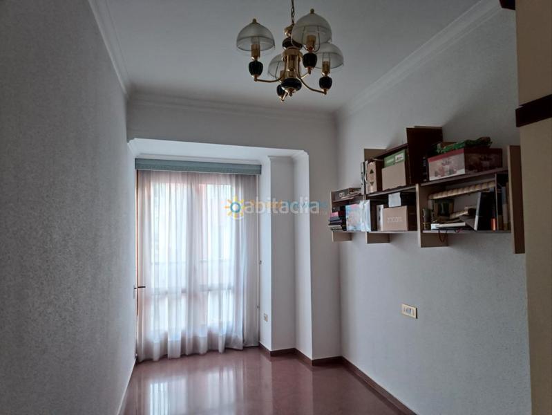 Foto 26942eb7-06f7-4910-b288-2ce251af8e34. Casa pareada en Oliva pueblo Oliva