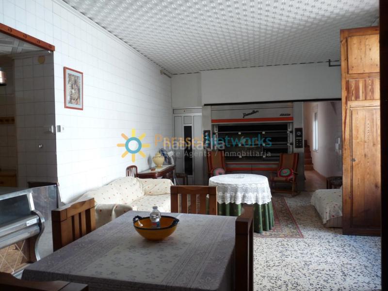 Foto ef210832-1c67-4c31-a119-97ec4cafba9b. Local comercial a Font d´en Carròs (la)