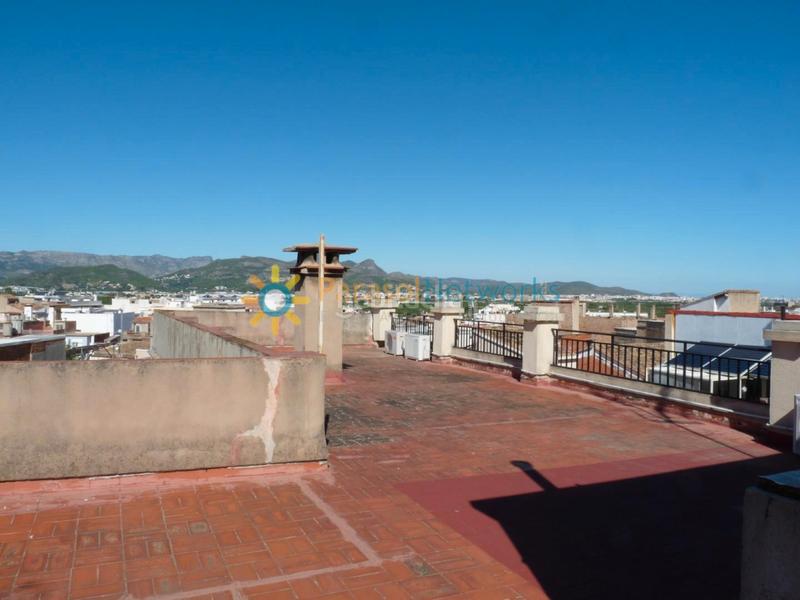 Foto 54025655-5581-4285-ba00-dc1c43b540b3. Local commercial dans Font d´en Carròs (la)