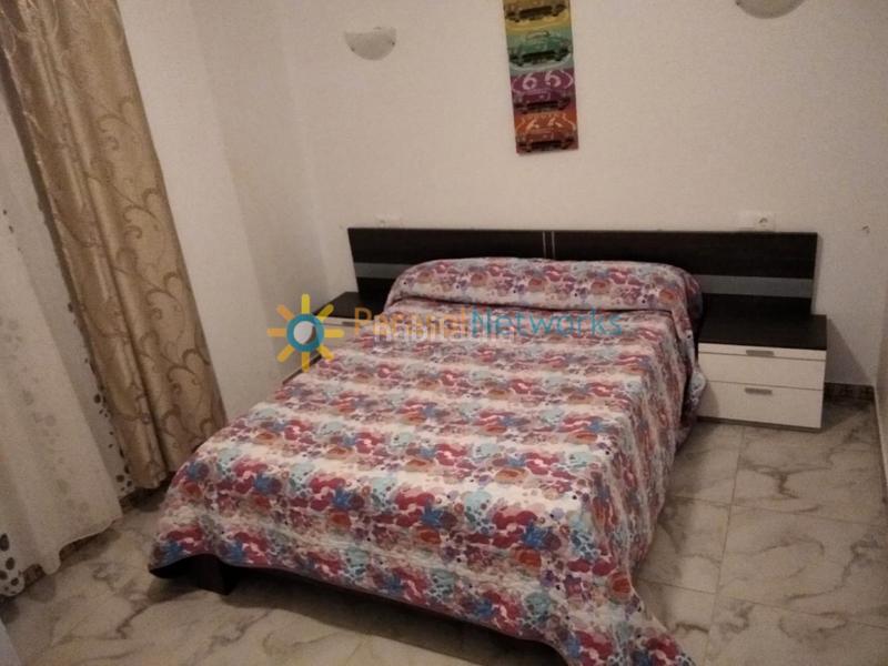 Foto 1b275896-d689-405e-918b-563dbe4830e1. Edificio negocio con vivienda en Ador