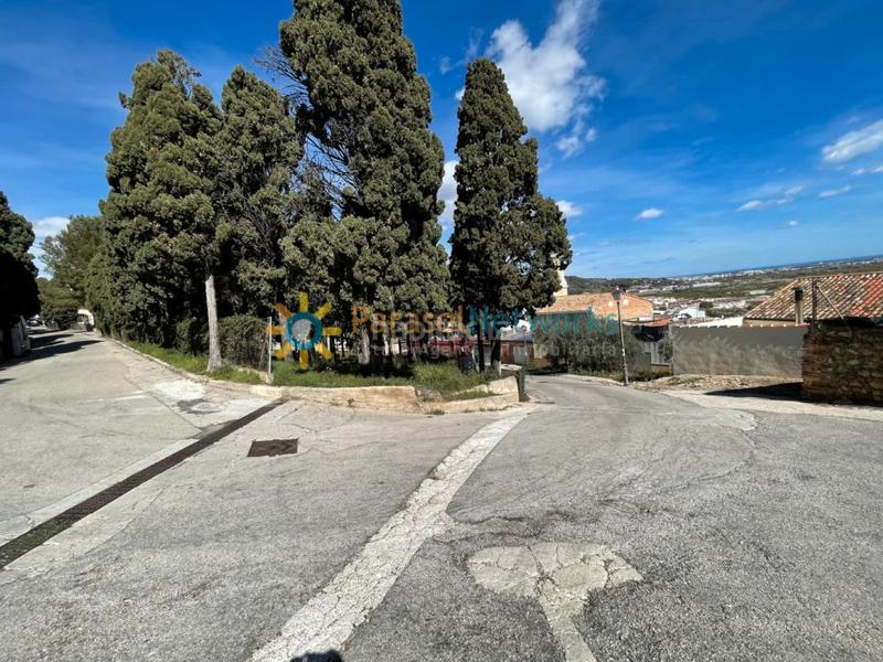 Foto 4b7b311e-9658-494c-9e9d-9bf99c0fa488. Edificio negocio con vivienda en Ador