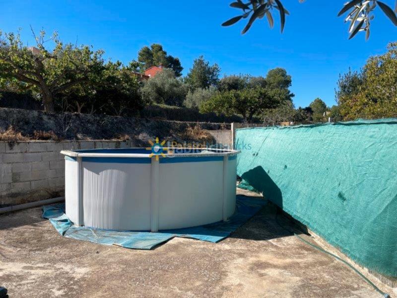 Foto 09ed519d-015f-4a42-a8d0-b78e2536bad9. Chalet con camino parcheggio in Sant Josep-Zona Hospital Ontinyent