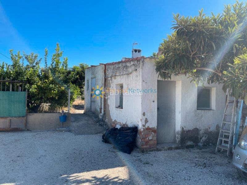 Foto 77c81cb3-4b6c-45e8-9958-2e04fb90f8f2. Xalet amb xemeneia aparcament a Sant Josep-Zona Hospital Ontinyent