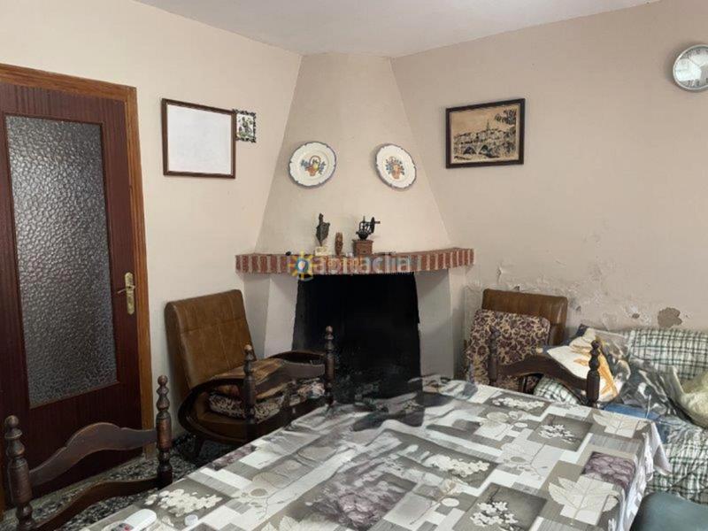 Foto 83a29fd0-e87c-4a29-a9a2-f387214a7e65. Chalet with fireplace in El Pilar Ontinyent