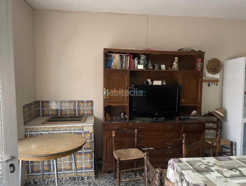 Foto f28d981f-8247-4897-abd8-95cf67ad511c. Chalet with fireplace in El Pilar Ontinyent