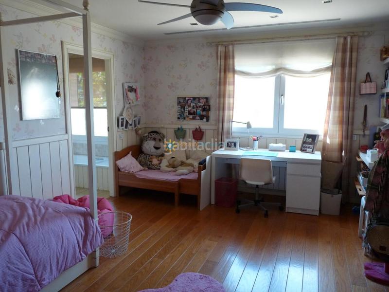 Foto 7972197d-d1cb-4ac9-a6bd-0dc5d3234f99. Chalet en Urbanizaciones Gandia