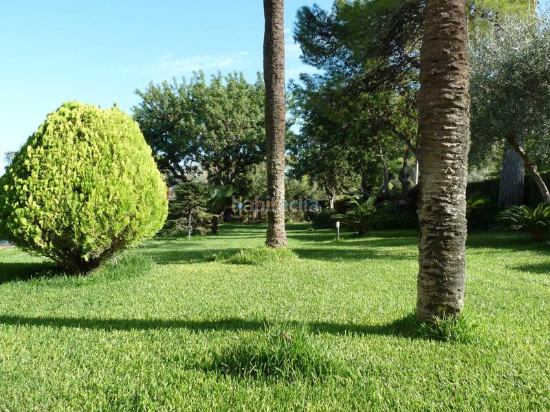 Foto 8d17c571-6170-4b14-953f-35eb63c6c415. Chalet en Urbanizaciones Gandia