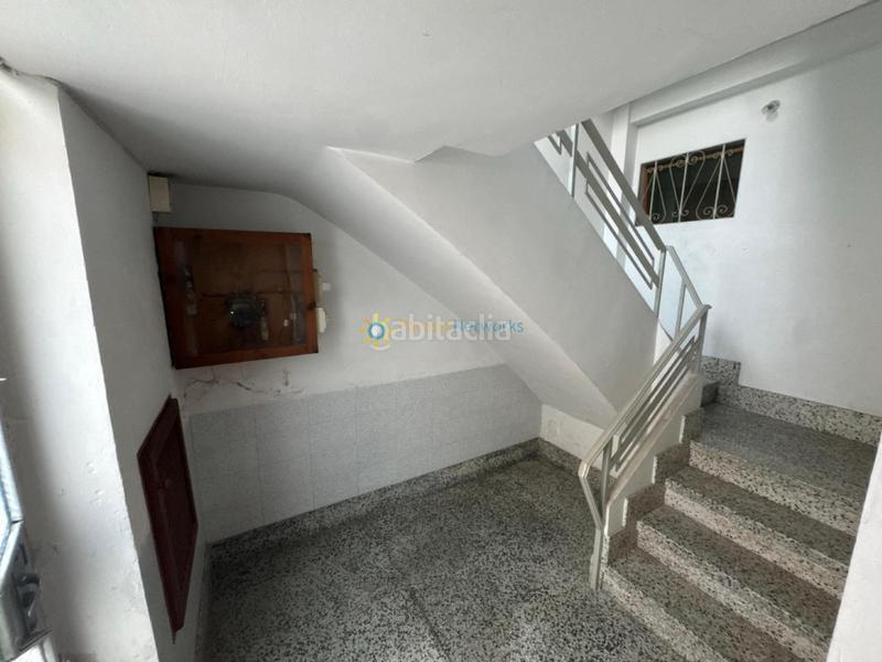 Foto 4e3f38b3-81a8-4c57-a1c4-841196f45fe5. Édifice dans Almoines