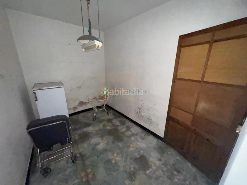 Foto 5aac2f88-b348-4687-a8dd-d072b63bdb19. Édifice dans Almoines