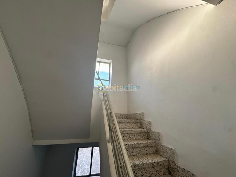 Foto 82640ccd-4318-4cbc-be82-e735075b7895. Édifice dans Almoines