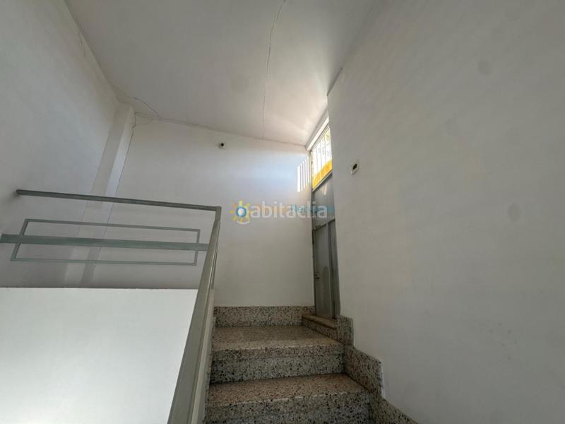 Foto f0a299ba-677d-45e2-8d46-4318f8cb3a24. Édifice dans Almoines