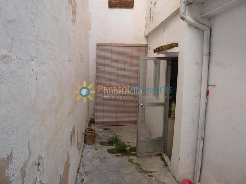 Foto 25ffc4a5-7344-413d-a51e-0c8938689976. Locale commerciale in Piles