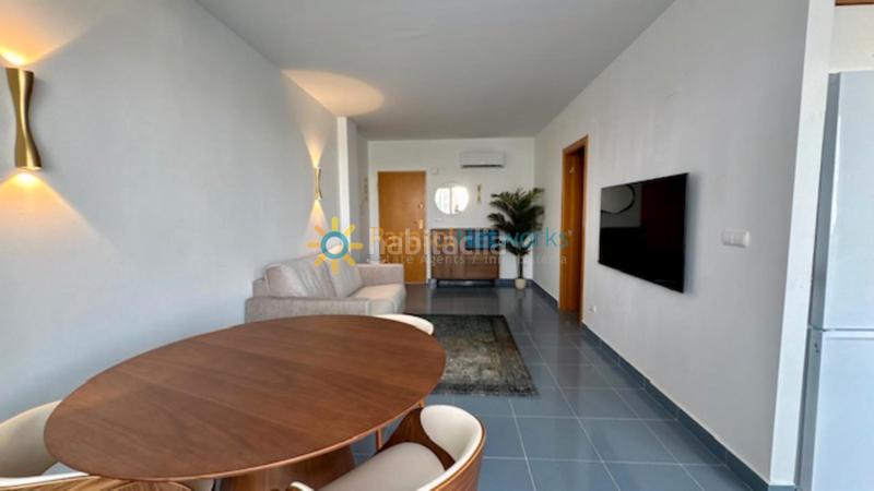 Foto b0dab9e4-0a1a-4848-837b-6264387547f9. Rent studio with heating pool in Oliva nova Oliva