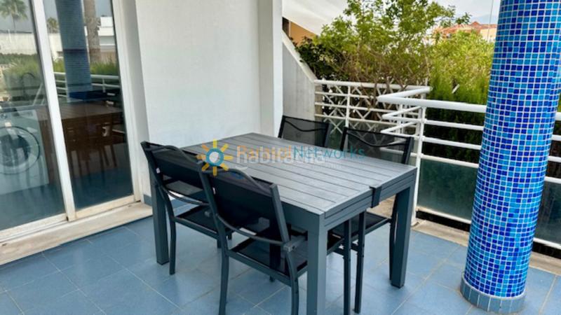 Foto f328fc4f-3ab6-49bf-83e4-516933801f5d. Rent studio with heating pool in Oliva nova Oliva