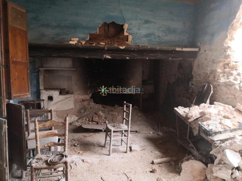 Foto c1844a82-54ef-46ec-93fe-018ac394234c. Masia amb aparcament a Albaida