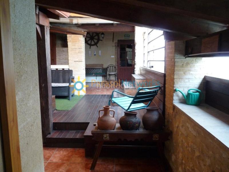 Foto f6b65361-b9f9-4074-a60e-deca47befb13. Edificio en Palomar