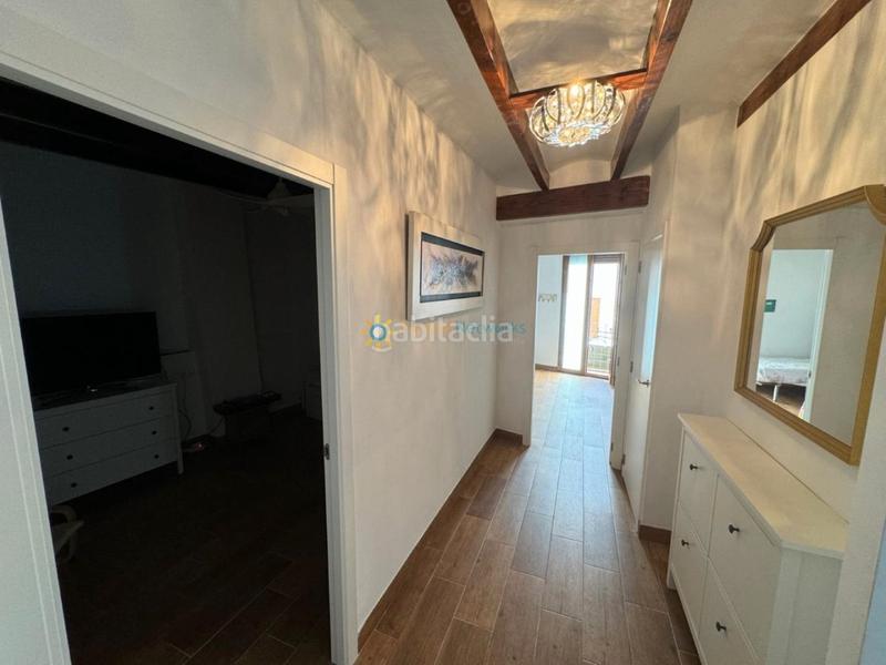 Foto f0b7c112-7468-42ce-9e93-6fd85048b124. Casa pareada en Oliva pueblo Oliva