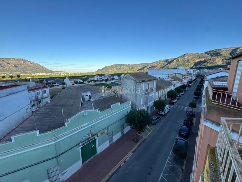 Foto c6c066ec-1e33-431f-b8a7-ac7e551d4f3a. Local comercial propiedad con gran potencial en Simat de la Valldigna