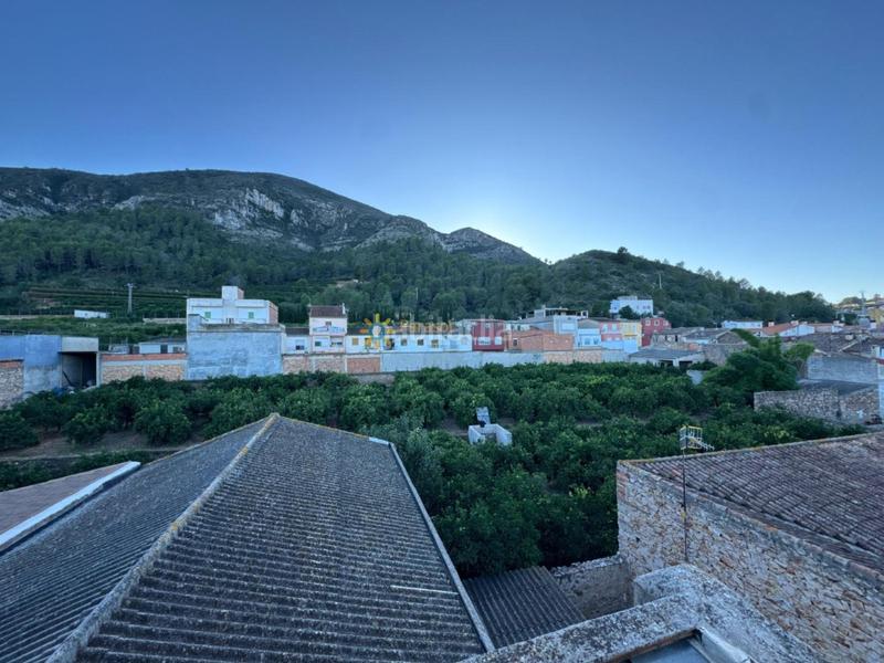 Foto cc7568b8-9f08-482b-8fae-5bf83442b747. Local comercial propiedad con gran potencial en Simat de la Valldigna