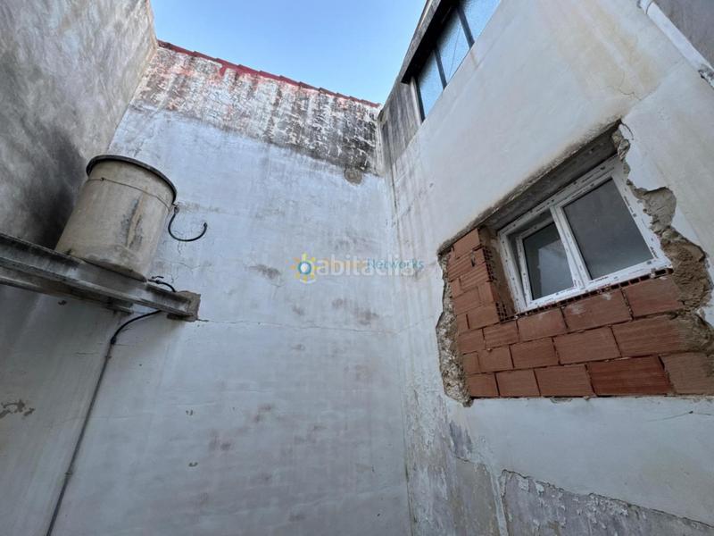 Foto e9174f99-1f8d-41e9-beea-97c3c3133cf5. Local comercial propiedad con gran potencial en Simat de la Valldigna