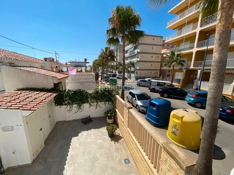 Foto b8c8506b-2ff8-4fe5-ac43-e5584480d338. Lloguer casa adossada amb xemeneia aparcament a Miramar