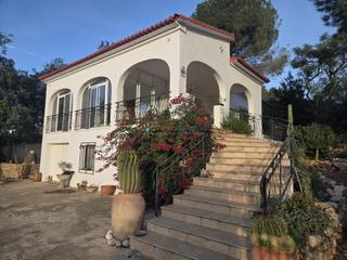 Xalet a Rótova. Chalet con gran potencial