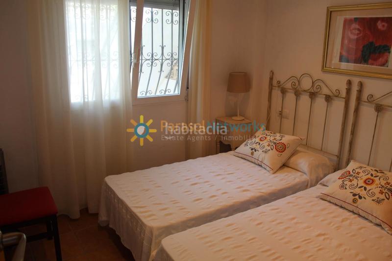 Foto ab8fde0b-88ed-41a1-ae3d-099d4c6ddf7b. Miete chalet in Oliva playa Oliva