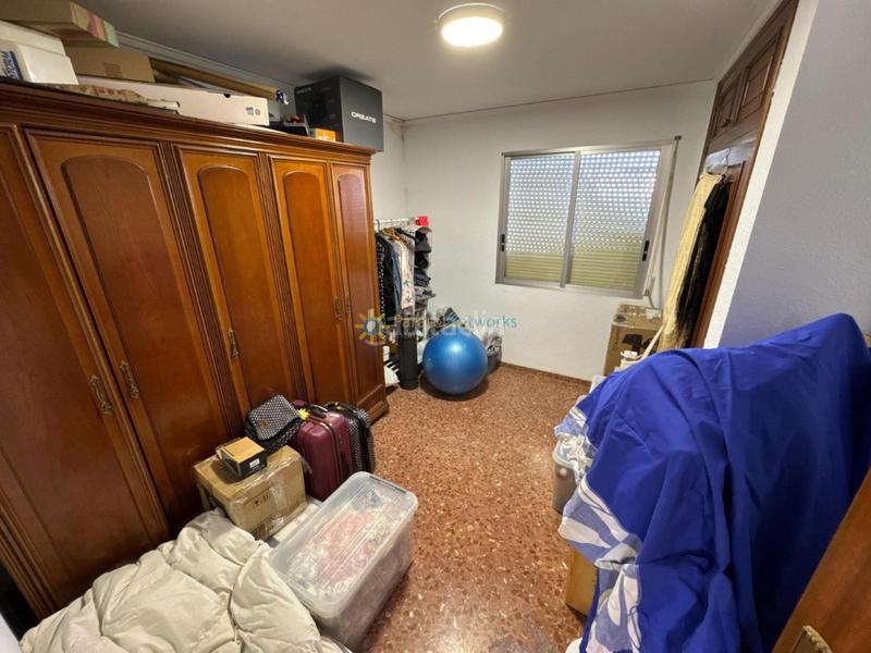 Foto 068ccf5c-ec49-4321-b01a-eafa74349a2e. Appartamento con camino parcheggio in Rafelcofer