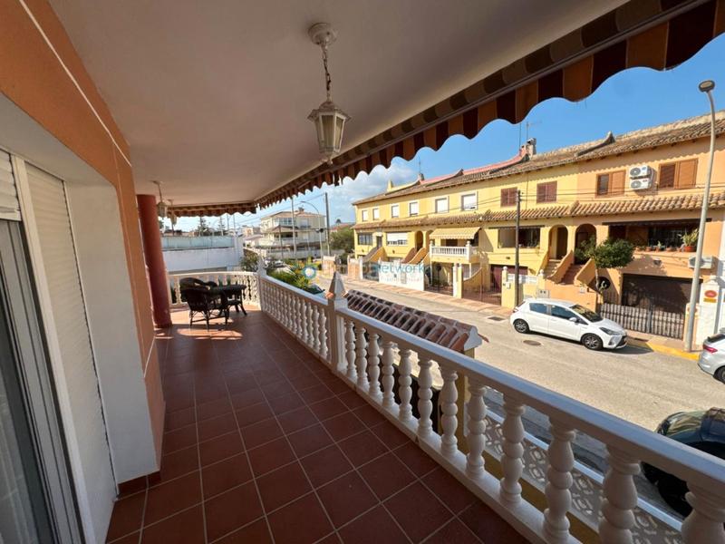 Foto 111798d7-8bc2-4b88-9a99-095f767984eb. Chalet con camino parcheggio piscina in Daimús