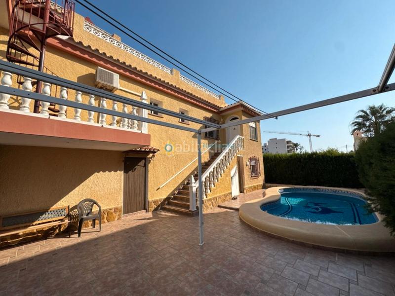 Foto 1f1a9fb8-80dd-48f1-8d90-423c78190b6f. Chalet con camino parcheggio piscina in Daimús