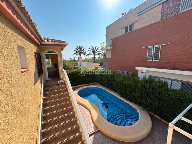 Foto 766d3b66-b79b-4af9-ab2b-b9d65ce4fbe4. Chalet con camino parcheggio piscina in Daimús