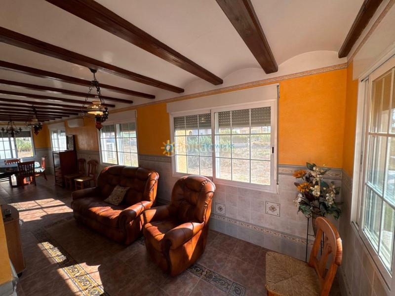 Foto 8fdd5c4f-154f-4b3d-957b-4a4f6ebc8001. Chalet con camino parcheggio piscina in Daimús