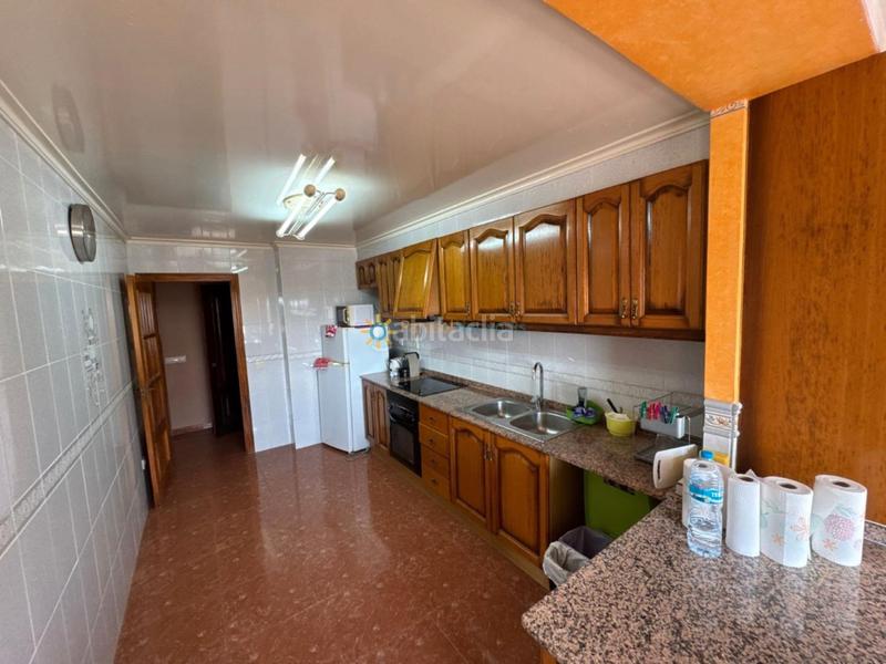 Foto ac264fd9-3ee5-4266-9275-92773cd85a78. Chalet con camino parcheggio piscina in Daimús