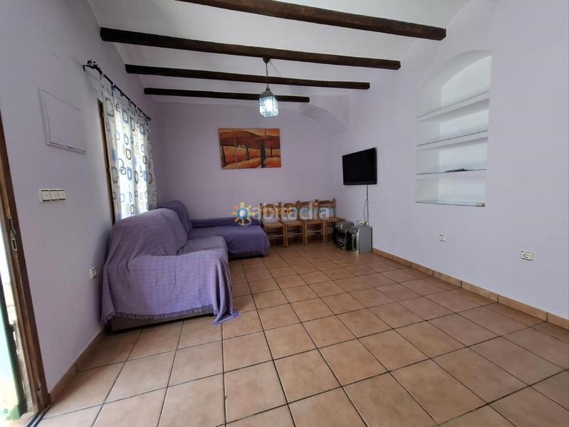 Foto b3323850-79f6-4eaf-ad3e-22696138f863. Casa  de venta en Oliva pueblo Oliva