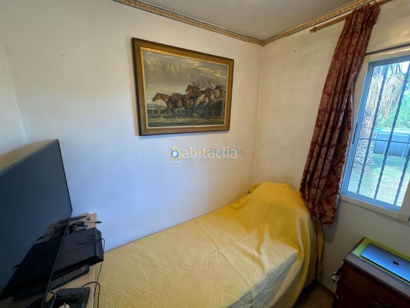 Foto 0ef9d6b1-1d32-4a14-9487-bcb8c6a3455a. Chalet  en venta con impresionantes vistas y excelentes acceso en Oliva