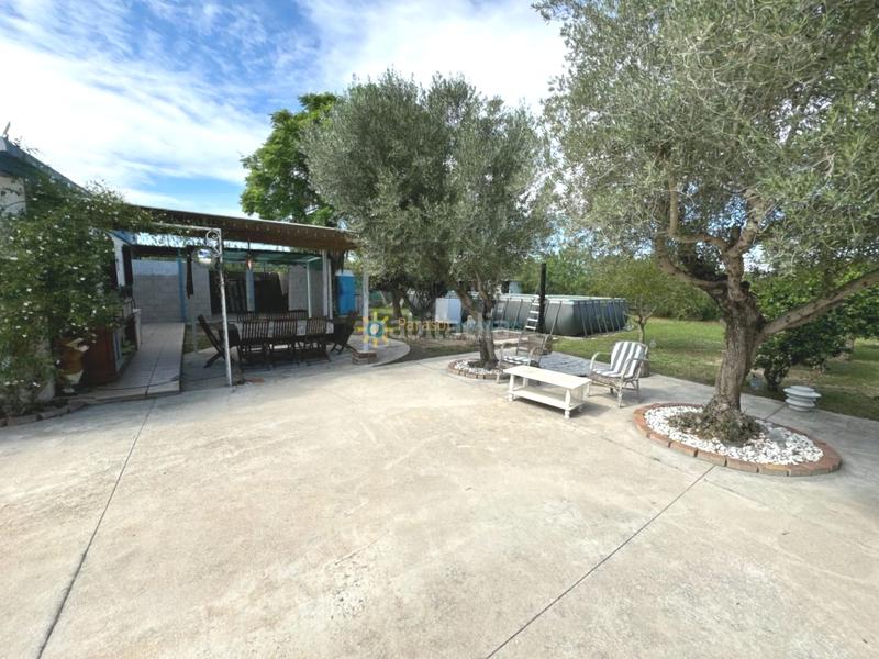 Foto a76710ea-f40a-4dbd-bfec-a939ebd4fe8b. Chalet  en venta con impresionantes vistas y excelentes acceso en Oliva