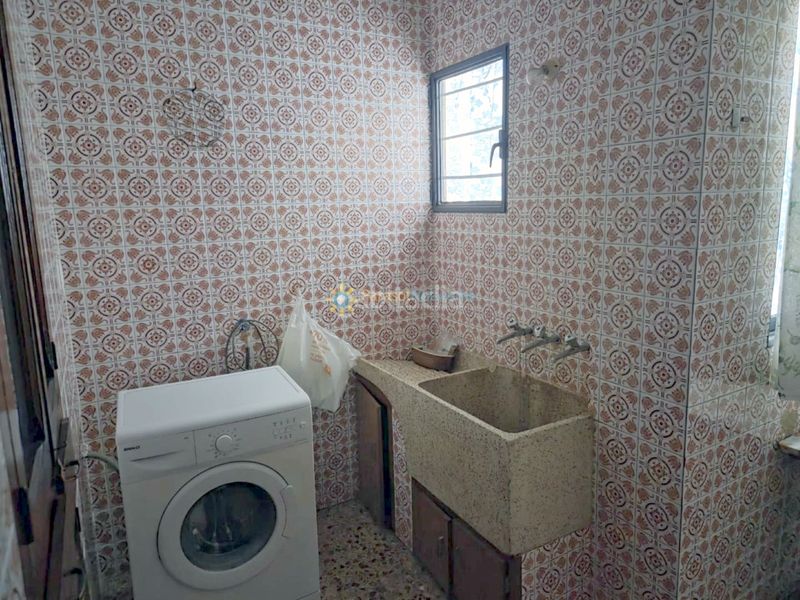 Foto b4182949-f0bf-4e6e-9c51-f3b4acc43b64. Casa aparellada amb xemeneia a Sumacàrcer